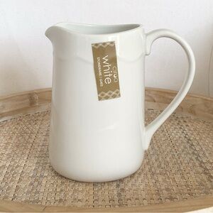 Add on $10 Item New Ciroa Scalloped Edge White Pitcher Stoneware Measuring Cup